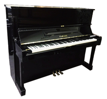 YAMAHA U1H 2302452